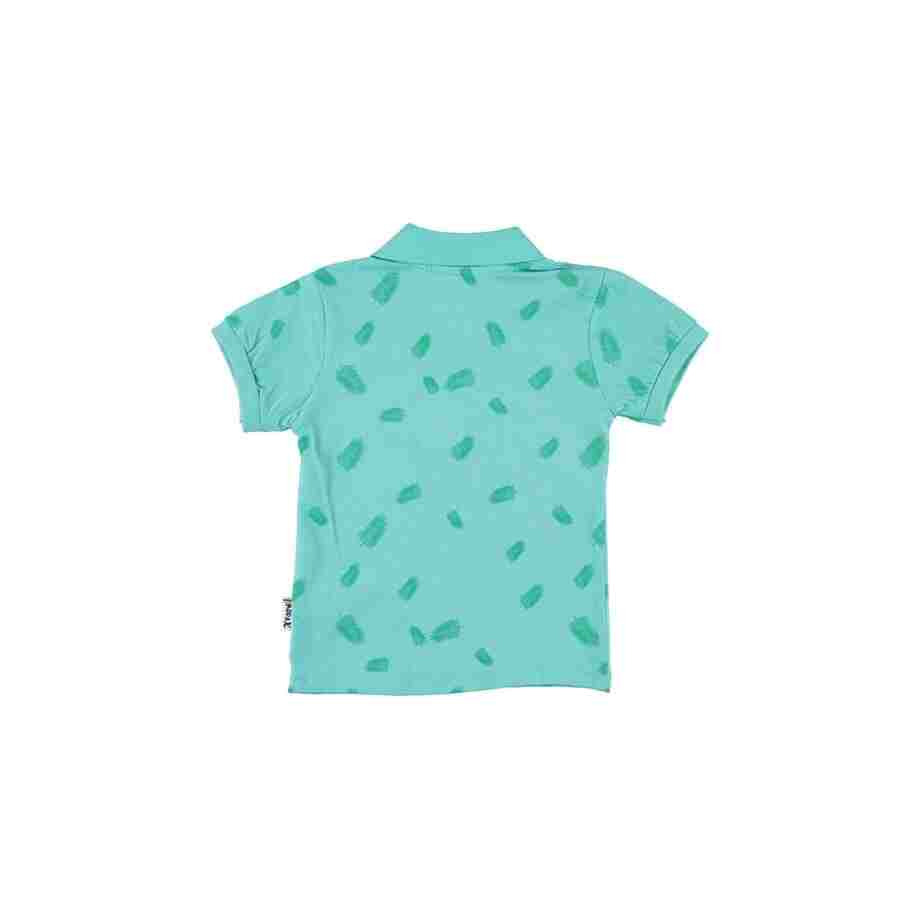 Pogled sa prednje strane polo majice