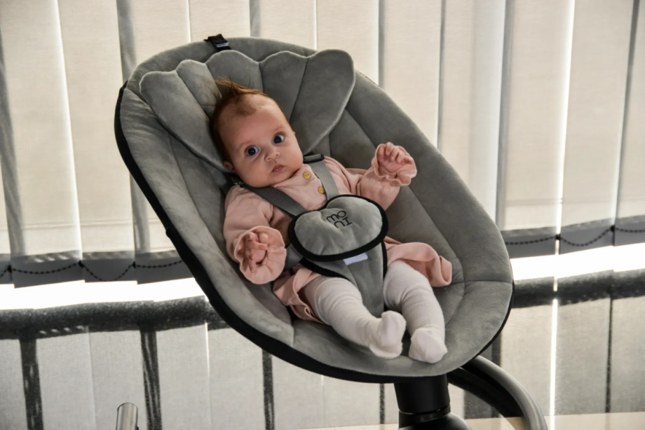 Električna ljuljaška za bebe Clarissa – Beige