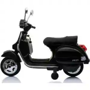 skuter za decu vespa crna 11/003 detalj