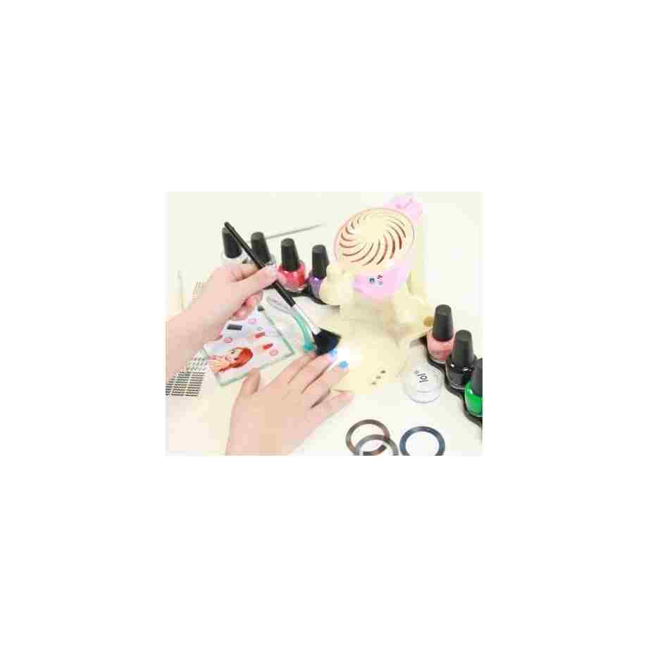 buki studio za nokte 101307100467082