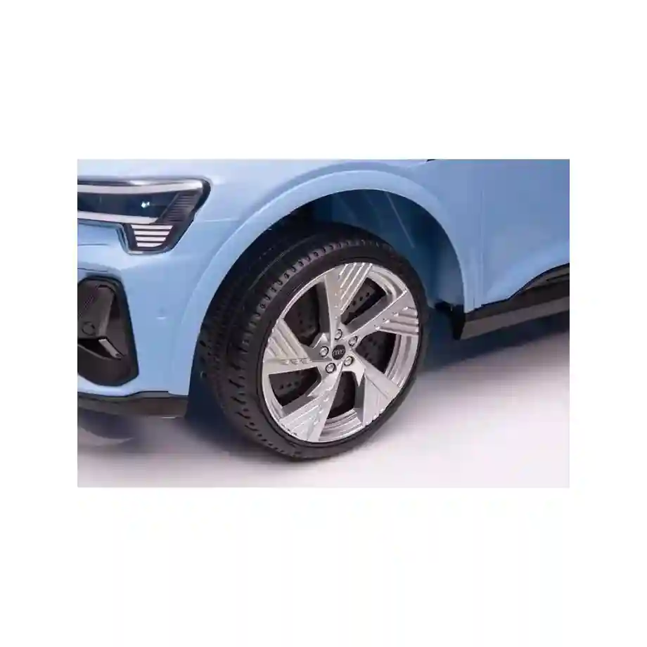 Audi E-Tron Sportback- Plavi
