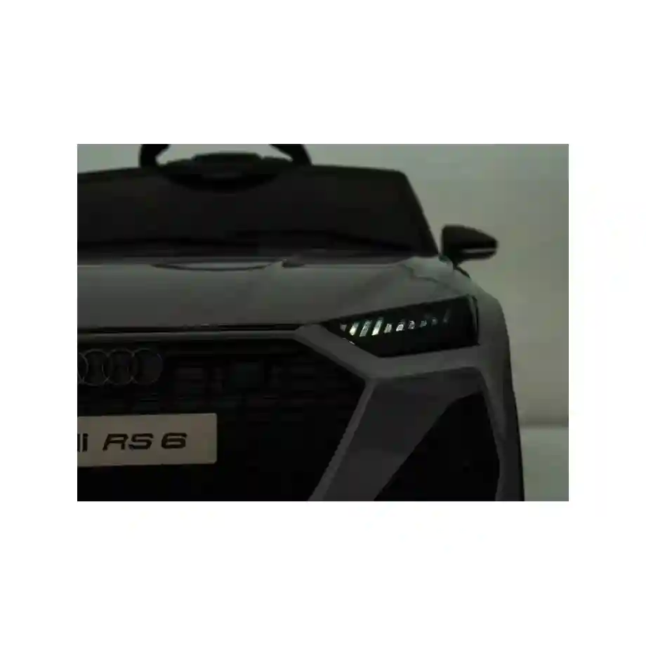 Audi RS6 - Licencirani auto na akumulator - Meke gume + kožno sedište - Beli