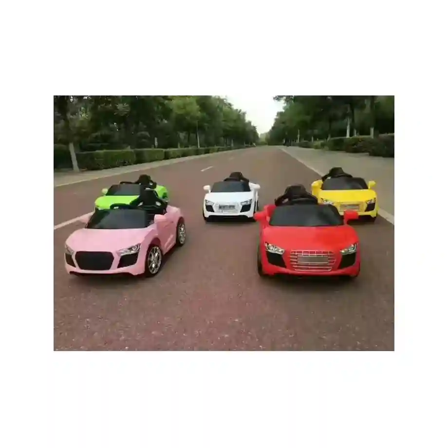 Auto na akumulator Delfino Sporting Mini 5688 Beli
