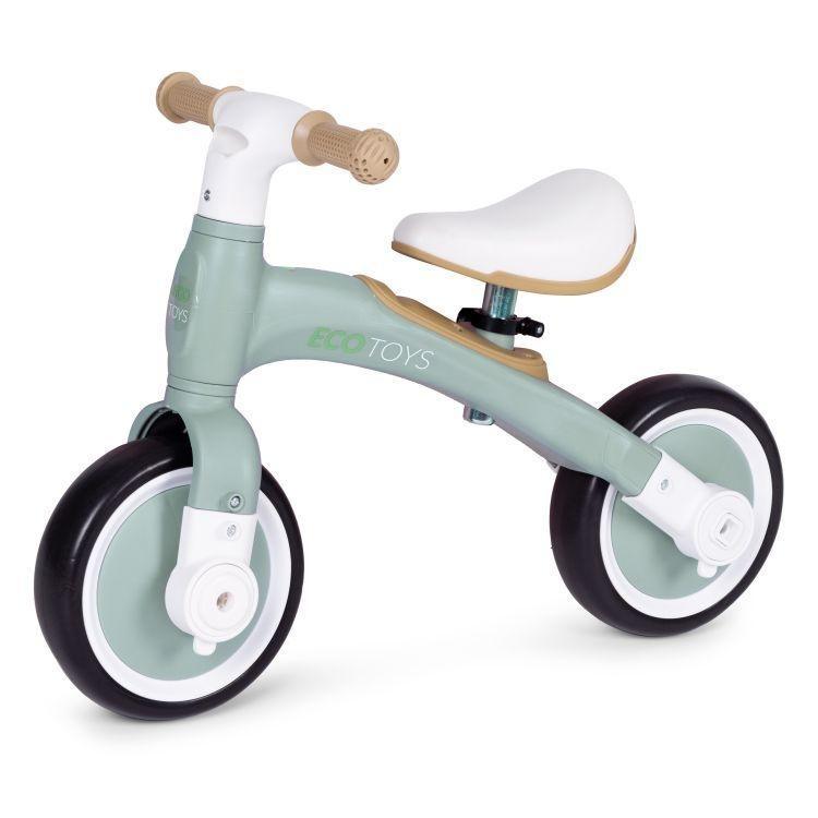 balans bicikl sa pedalama u zelenoj boji za uzrast od 3 godine detalj