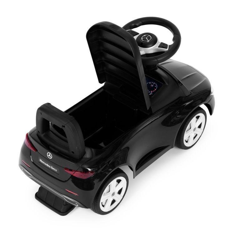 guralica mercedes c class crna boja pogled sa strane