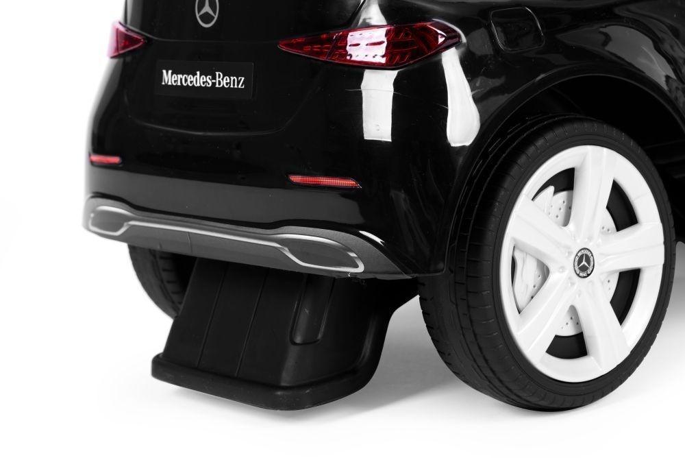 guralica mercedes c class crna boja zadnja strana