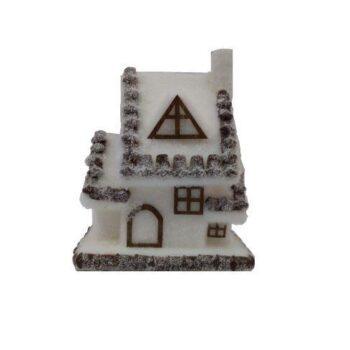 novogodišnji ukras kućica bela za prazničnu dekoraciju