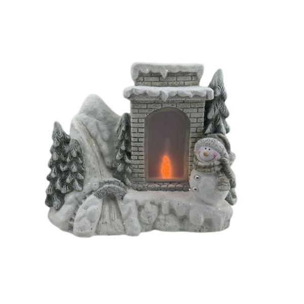 novogodišnji ukras kamin sa svetlećim efektom crvena boja