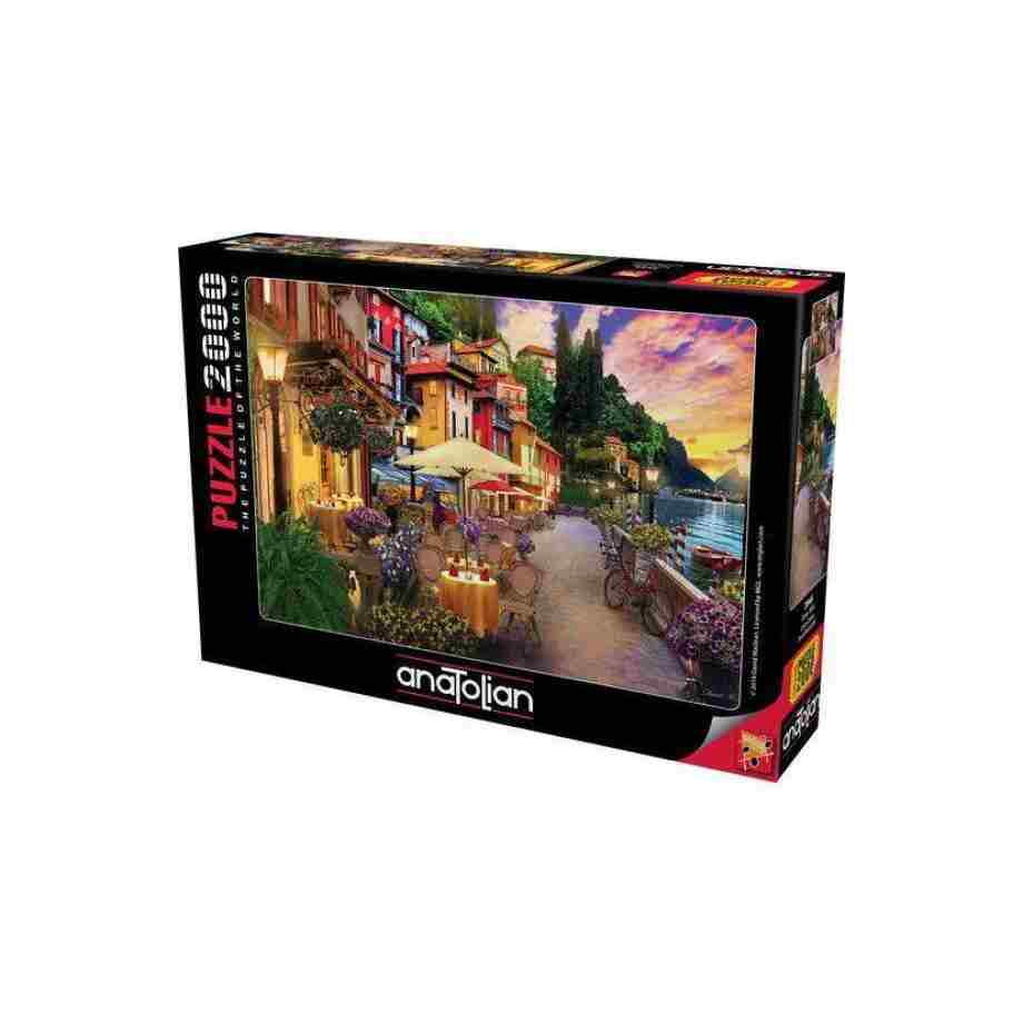 puzzle 2000 elemenata u raznim bojama