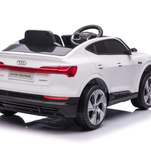 Audi E-tron Sportback - Beli - Auto na akumulator za decu Audi E-tron Sportback - Beli - Auto na akumulator za decu - Slika 4