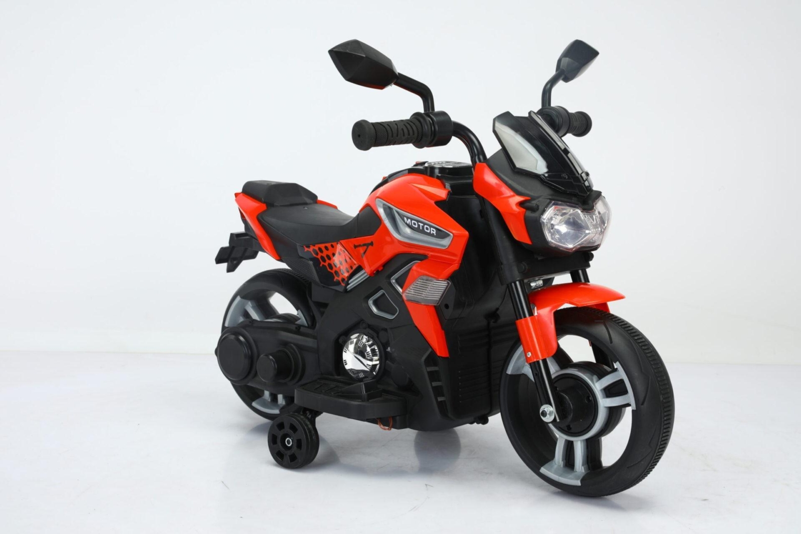 crveni-2-scaled Crveni dečiji motor na akumulator 6V sa pomoćnim točkovima