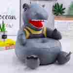 Foteljica za bebe Dino Grey foteljica za bebe dino grey plisana decija foteljica u obliku dinosaurusa