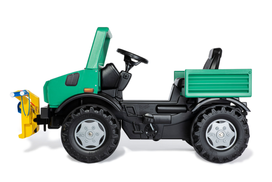 Kamion Unimog MB sa vitlom 4