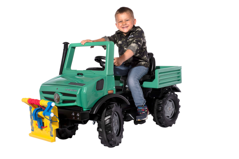 Kamion Unimog MB sa vitlom 9