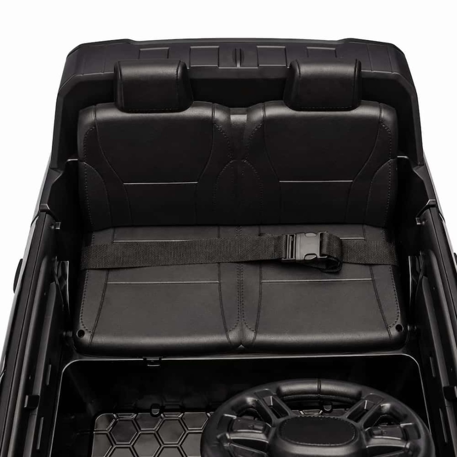 Land Rover Defender SM 26302S detail double seat