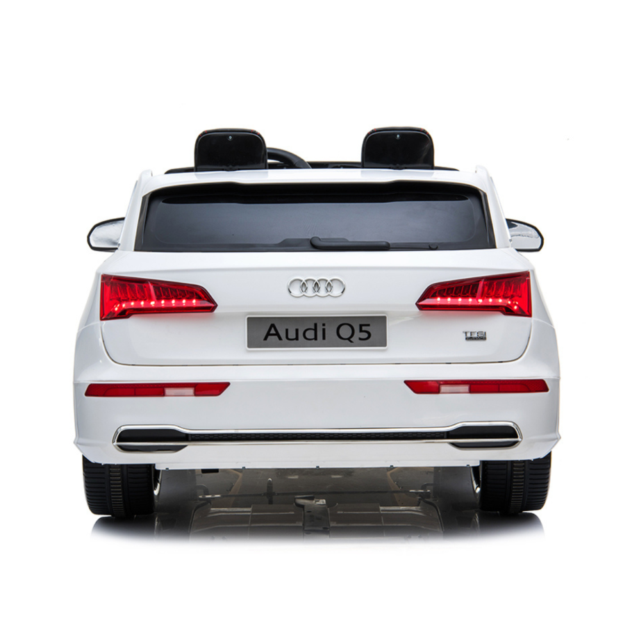AUDI Q5 Dvosed Beli SM 24405B Rear
