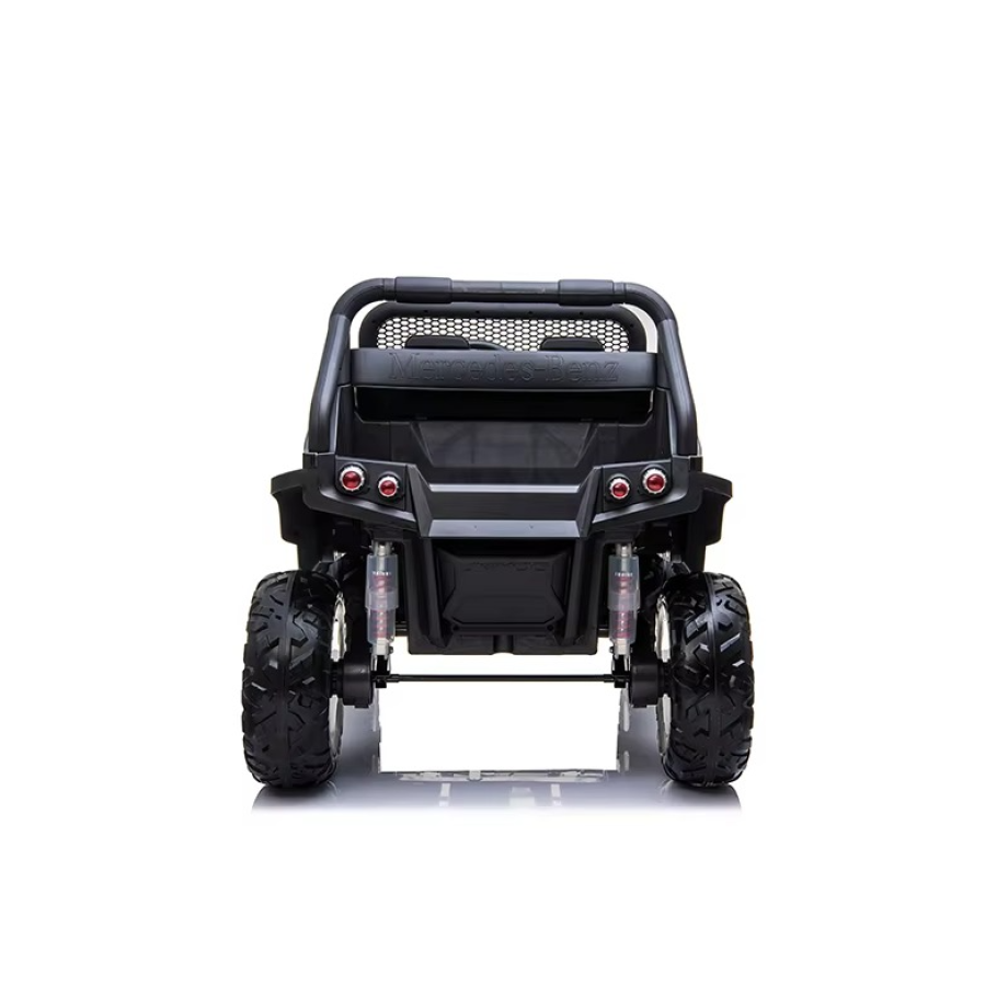 Džip Mercedes - Benz UNIMOG Crni Džip Mercedes - Benz UNIMOG Crni