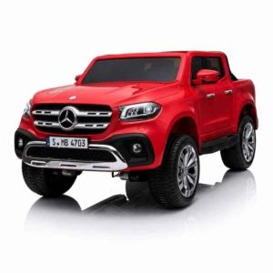 Licencirani Mercedes X Class crveni dvosed na akumulator, prednja leva strana