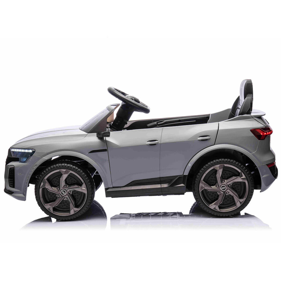 Dečiji Auto AUDI SQ8 Sivi SQ8 Sivi 5