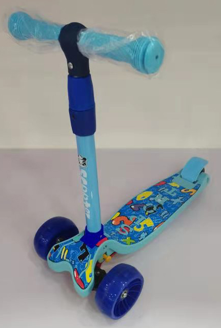 Trotinet plavi 2