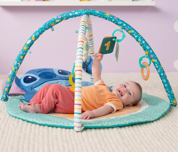 KIDS II BS DISNEY BABY PODLOGA ZA IGRU - STITCH PARTY IN PARADISE 17446 (0-36m)