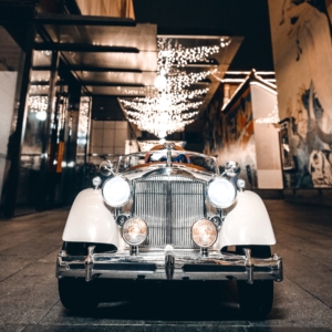 Auto na baterije Retro RR – 12V sa 4 motora i daljinskim upravljačem | Bež Auto na baterije Retro RR – 12V sa 4 motora i daljinskim upravljačem | Bež - Slika 5